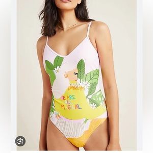 Alana Horvat bathing suit from Anthropologie 👙